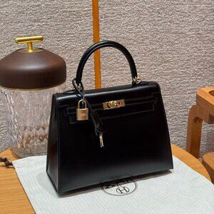Classic Hermes Bag: A Stylish and Versatile Choice for Elegance